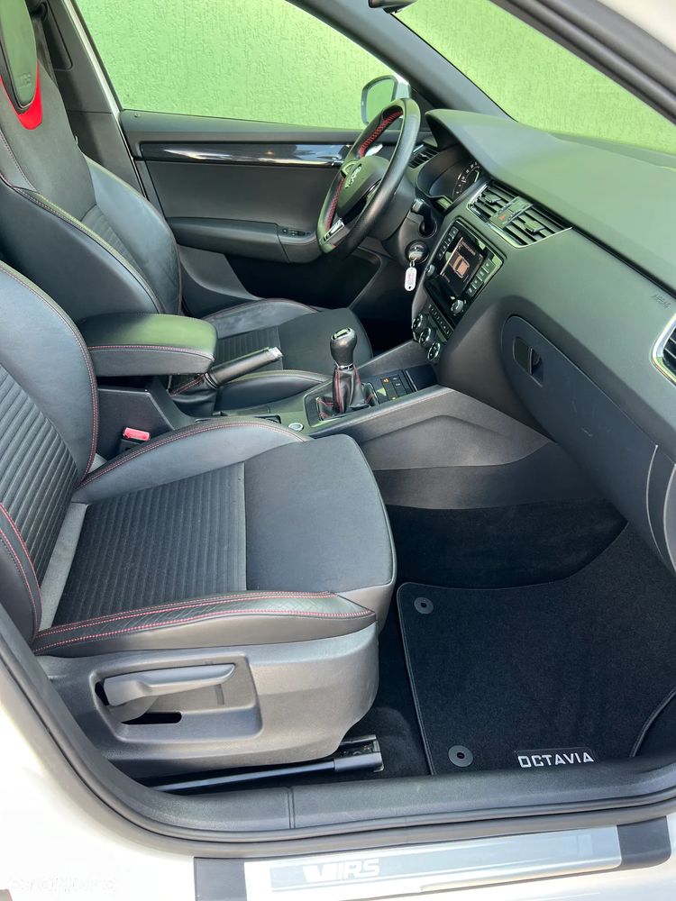 Skoda Octavia 2.0 TDI (Green tec) RS - 12