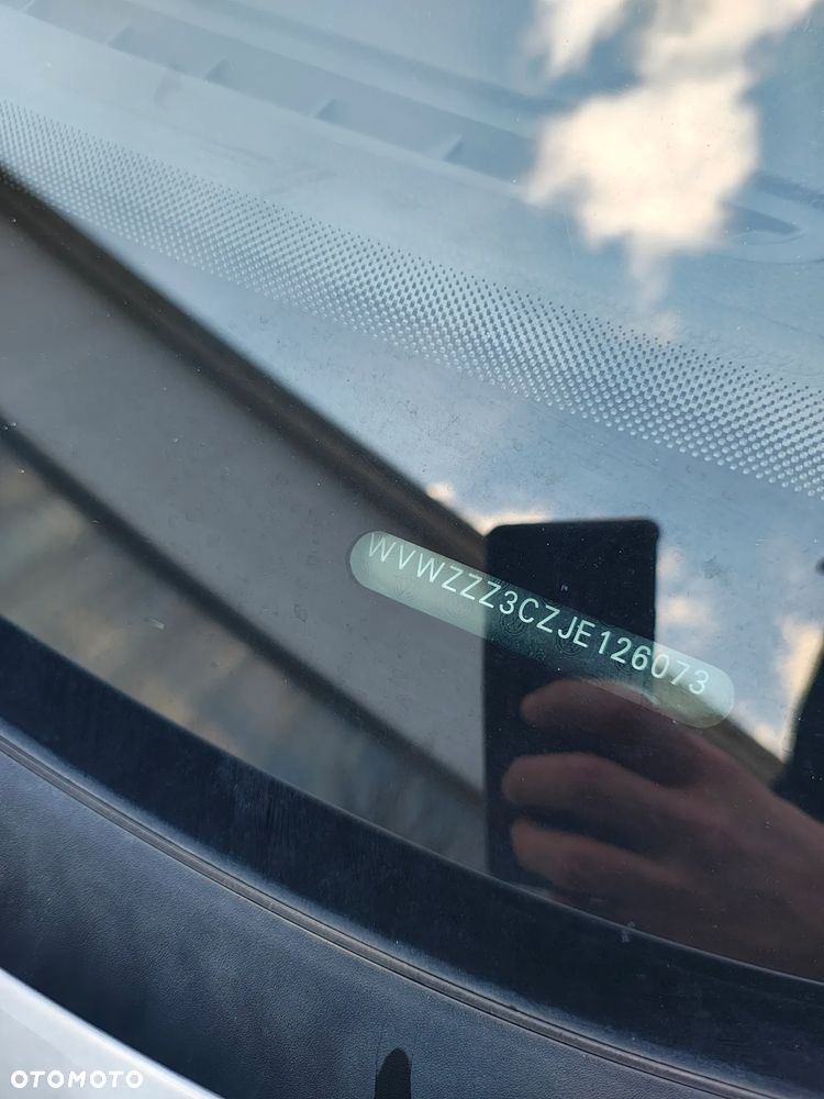 Volkswagen Passat - 20