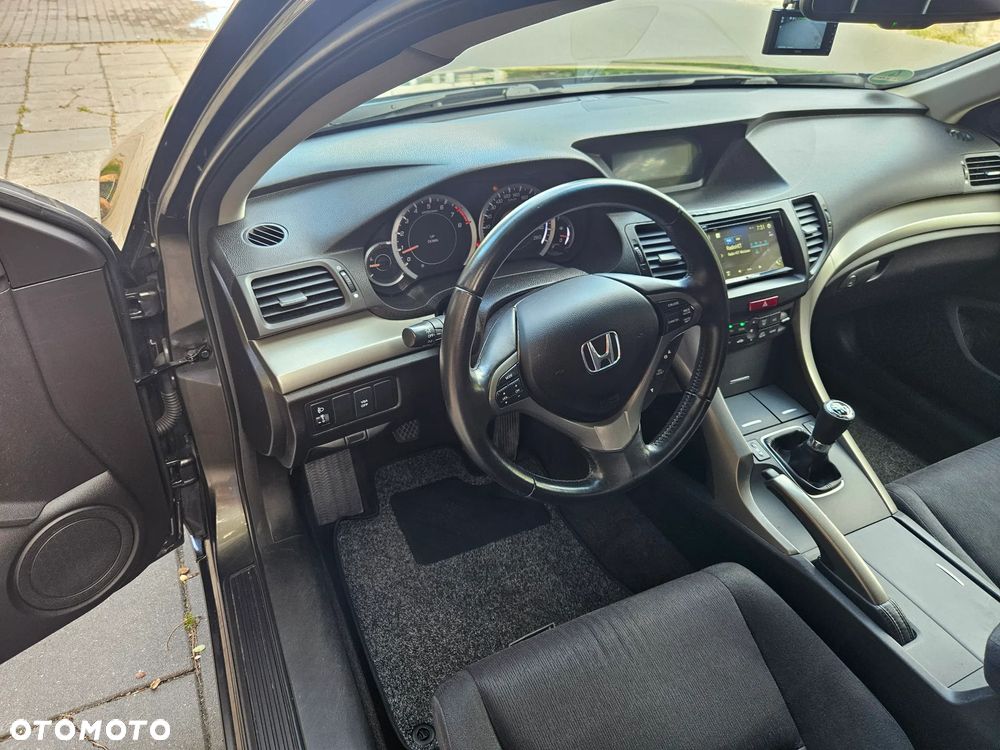 Honda Accord 2.0 50 Jahre Edition - 17