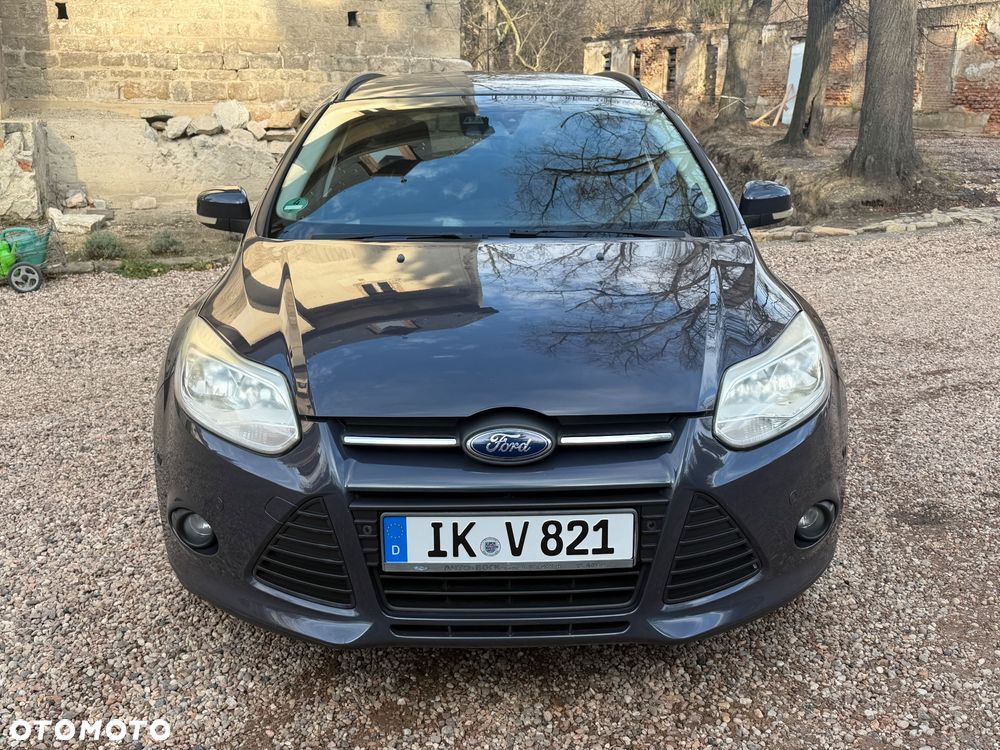Ford Focus 1.6 TI-VCT Champions Edition - 1