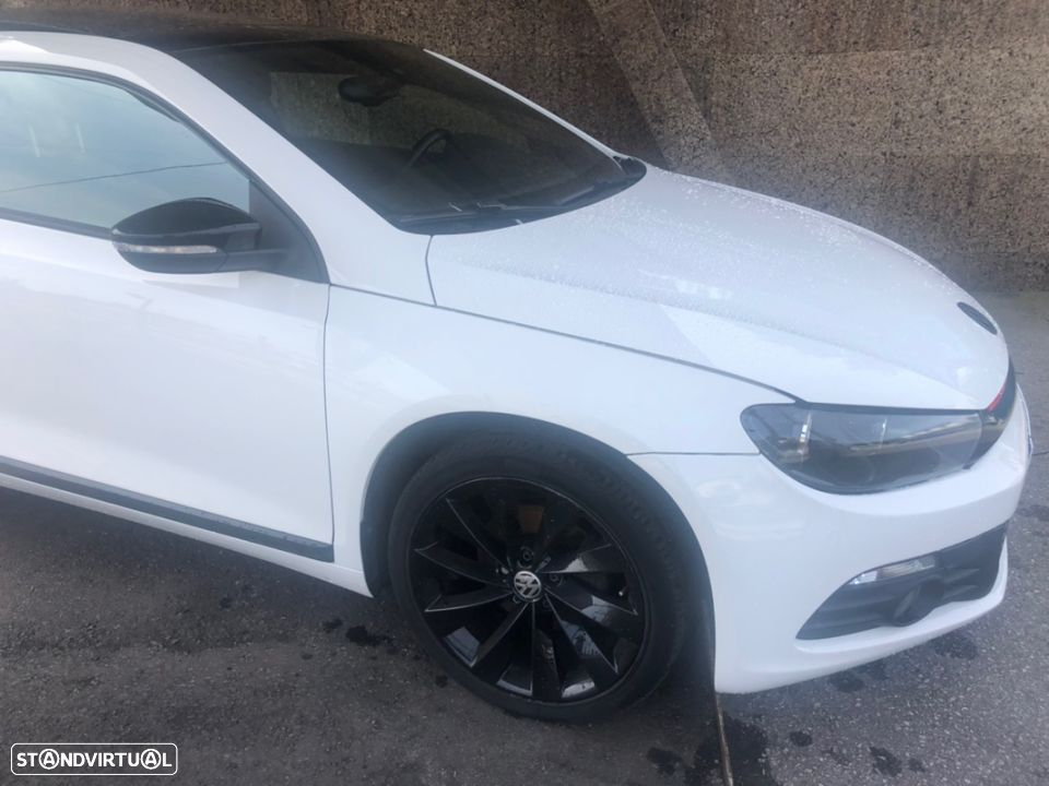 VW Scirocco 2.0 TDI Sport - 4