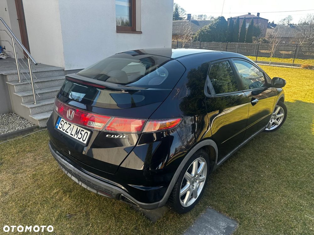 Honda Civic 2.2i-CTDi Executive - 3