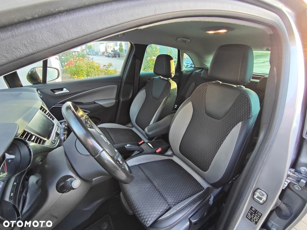 Opel Crossland X - 28