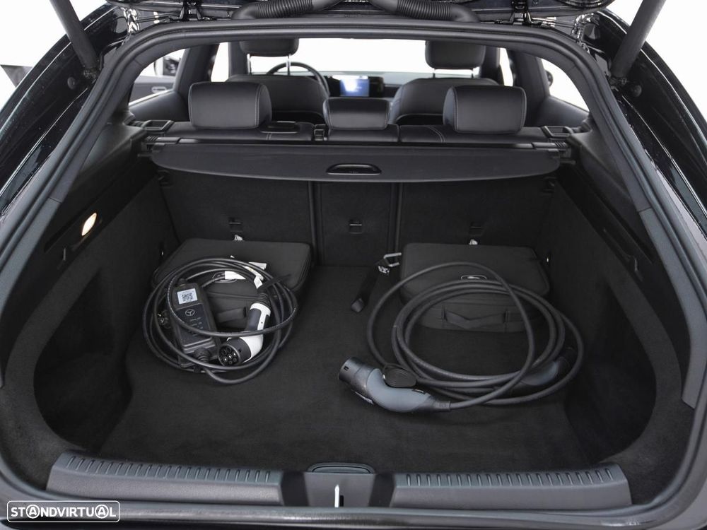 Mercedes-Benz CLA 250 e 8G-DCT - 13