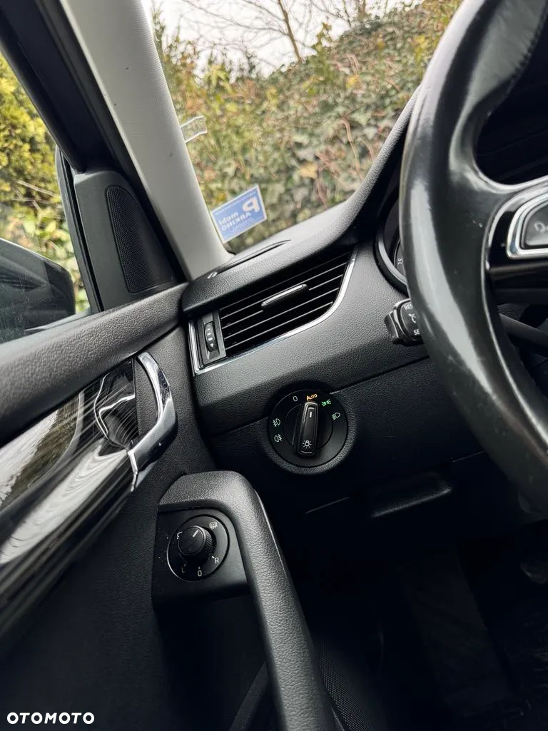Skoda Octavia 2.0 TDI Style - 8