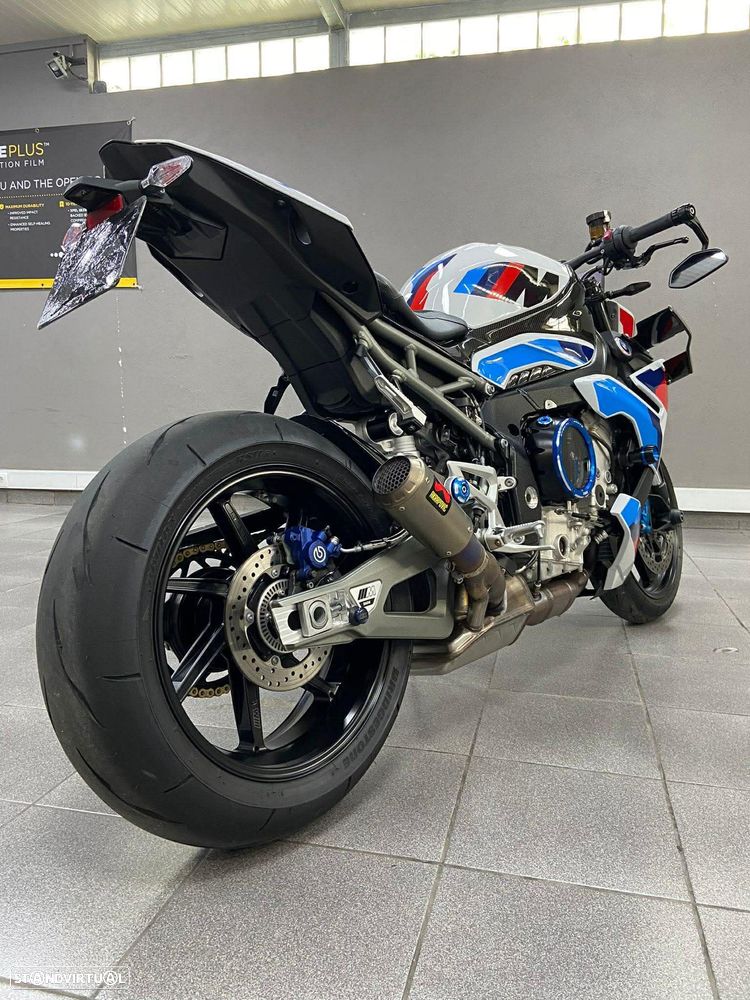 BMW M 1000 R - 12