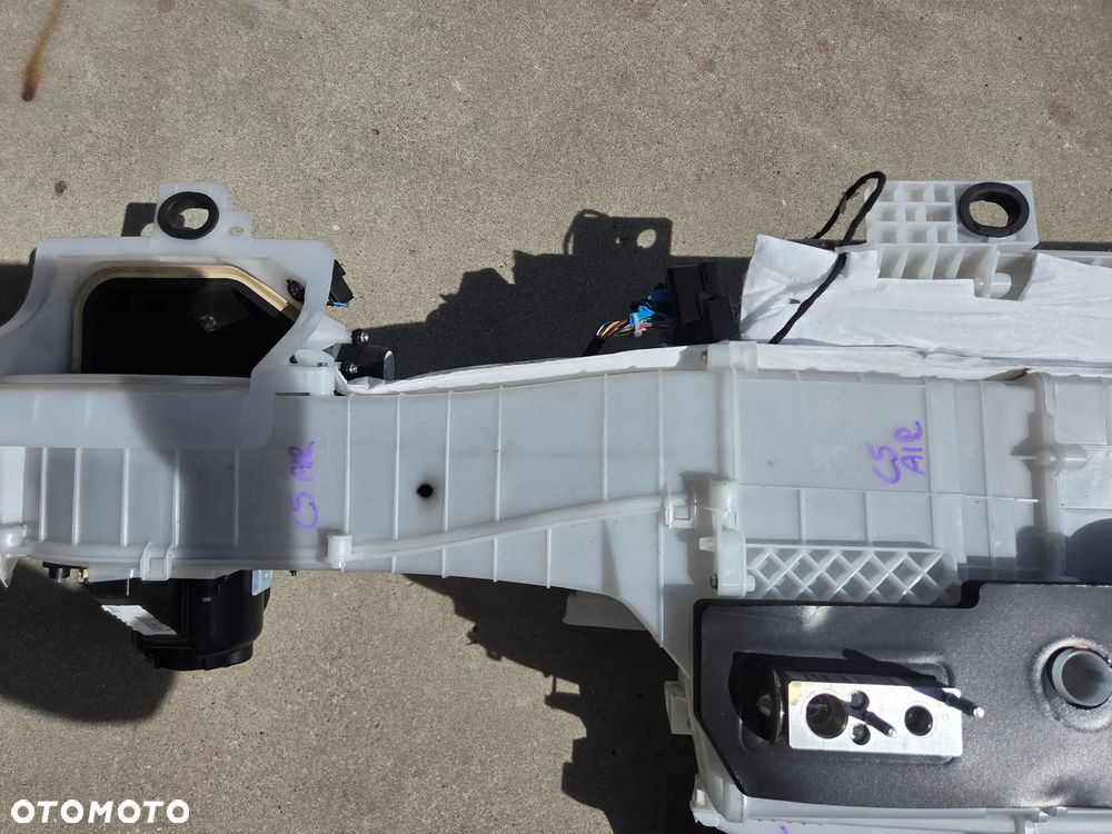 Nagrzewnica Citroen C5 Aircross  9811149480 - 3