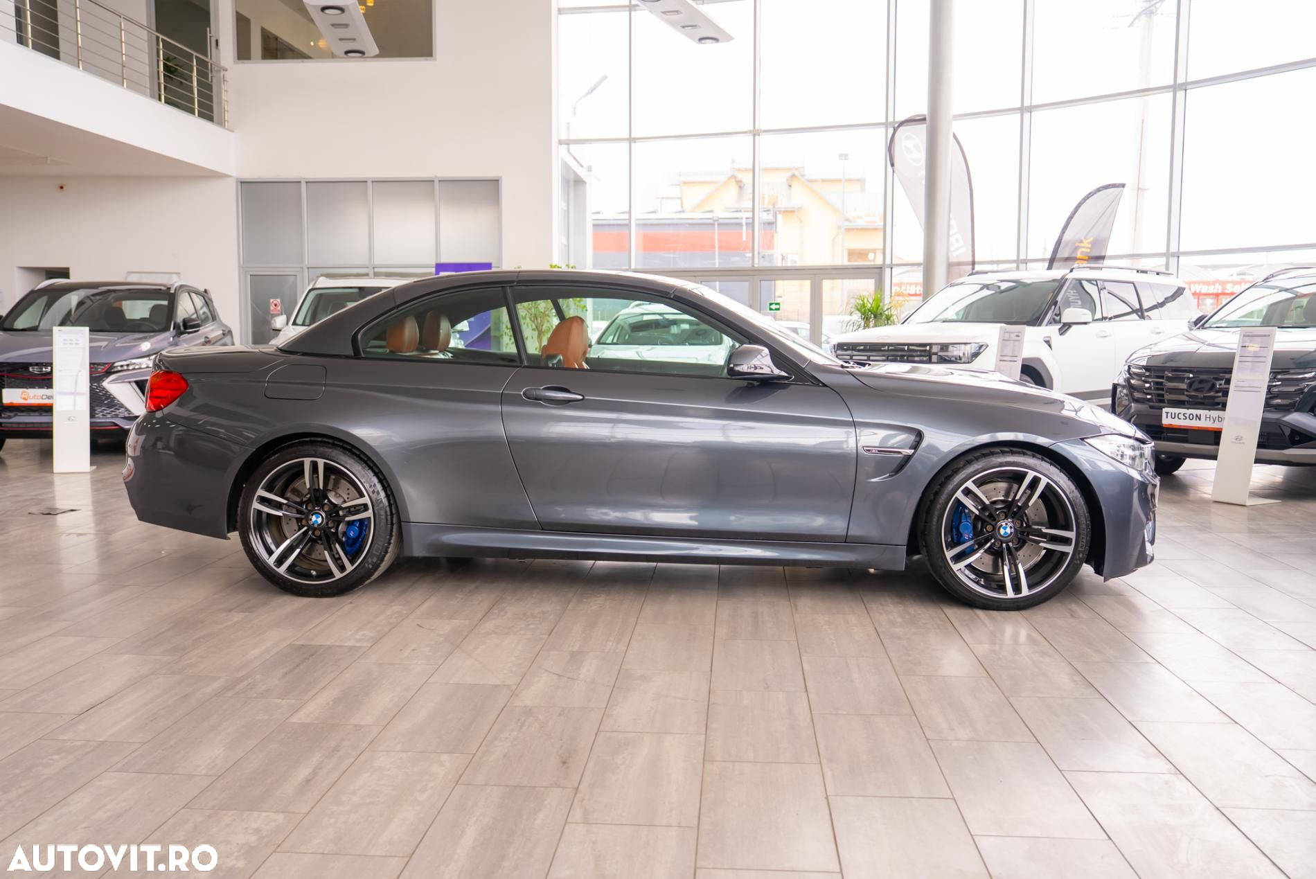 BMW M4 Cabrio DKG - 30