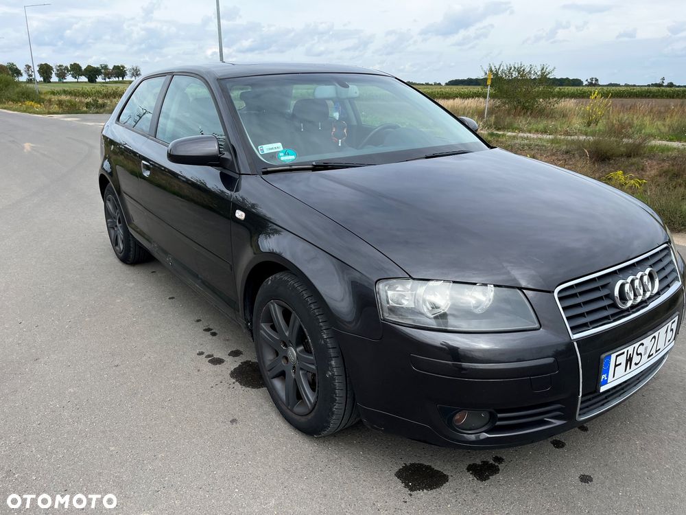 Audi A3 3-drzwiowe 2.0 FSI Attraction - 2