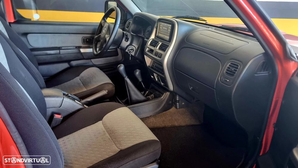 Nissan Navara 2.5 dCi CD Pilot - 17