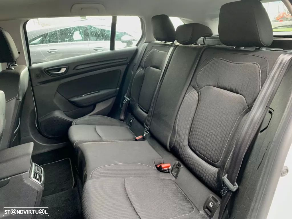 Renault Mégane Sport Tourer 1.5 Blue dCi Limited EDC - 12