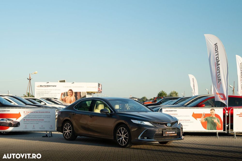 Toyota Camry 2.5 Dynamic - 2