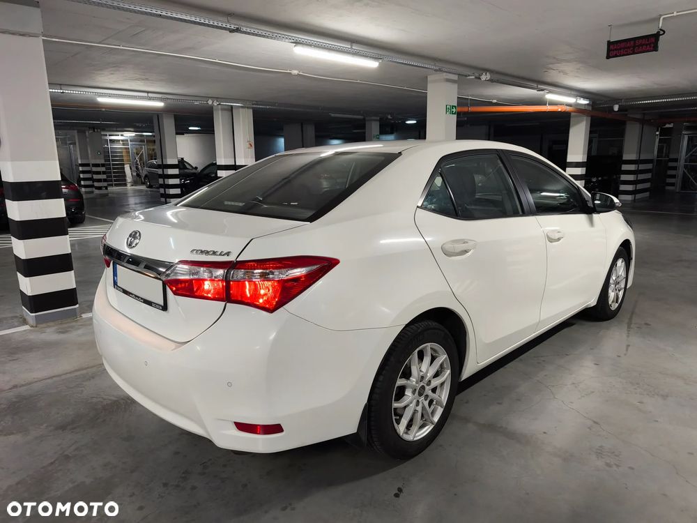 Toyota Corolla 1.6 Active - 18