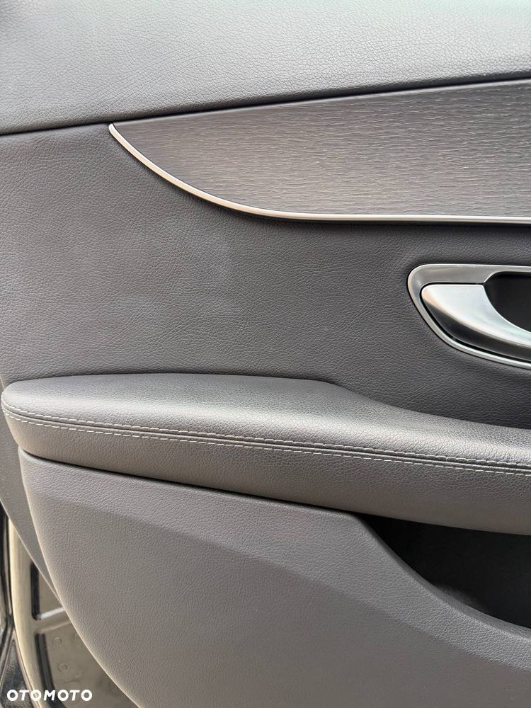 Mercedes-Benz Klasa C 300 4Matic 9G-TRONIC AMG Line - 5