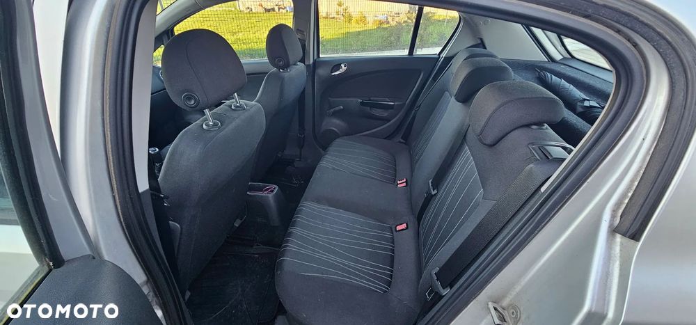 Opel Corsa 1.2 16V Enjoy - 8