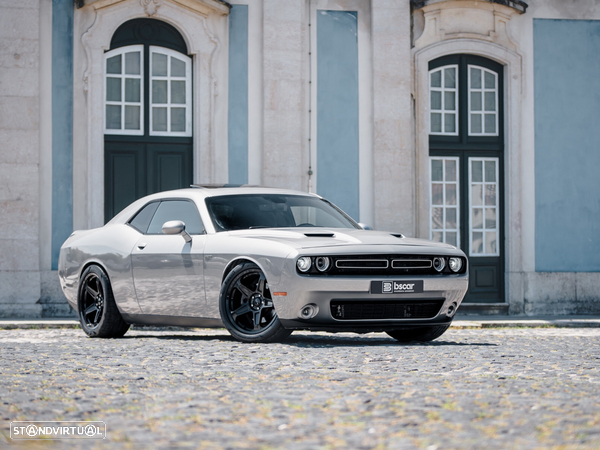 Dodge Challenger Auto R/T Plus
