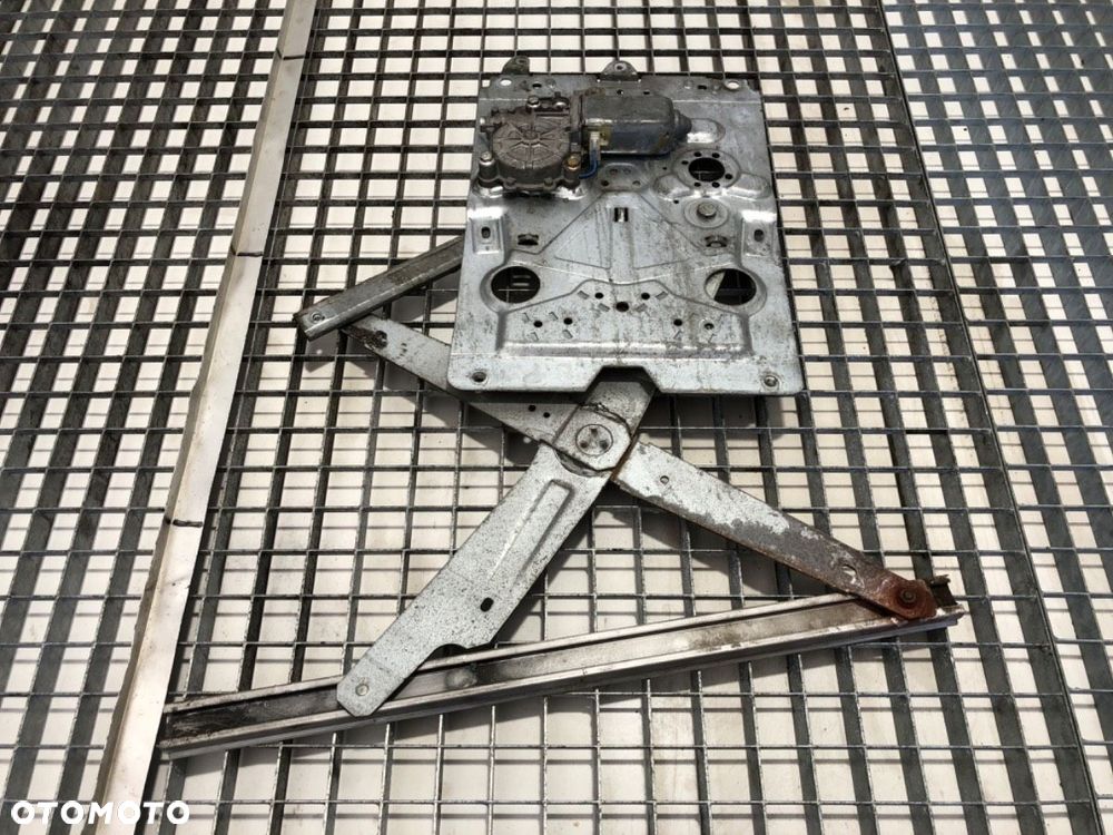 PODNOŚNIK SZYBY LEWY PRZÓD  VOLVO FH12 1993 - 2022 FH 12/380 279 kW [379 KM] 6x2/4 1993 - 2005 - 1