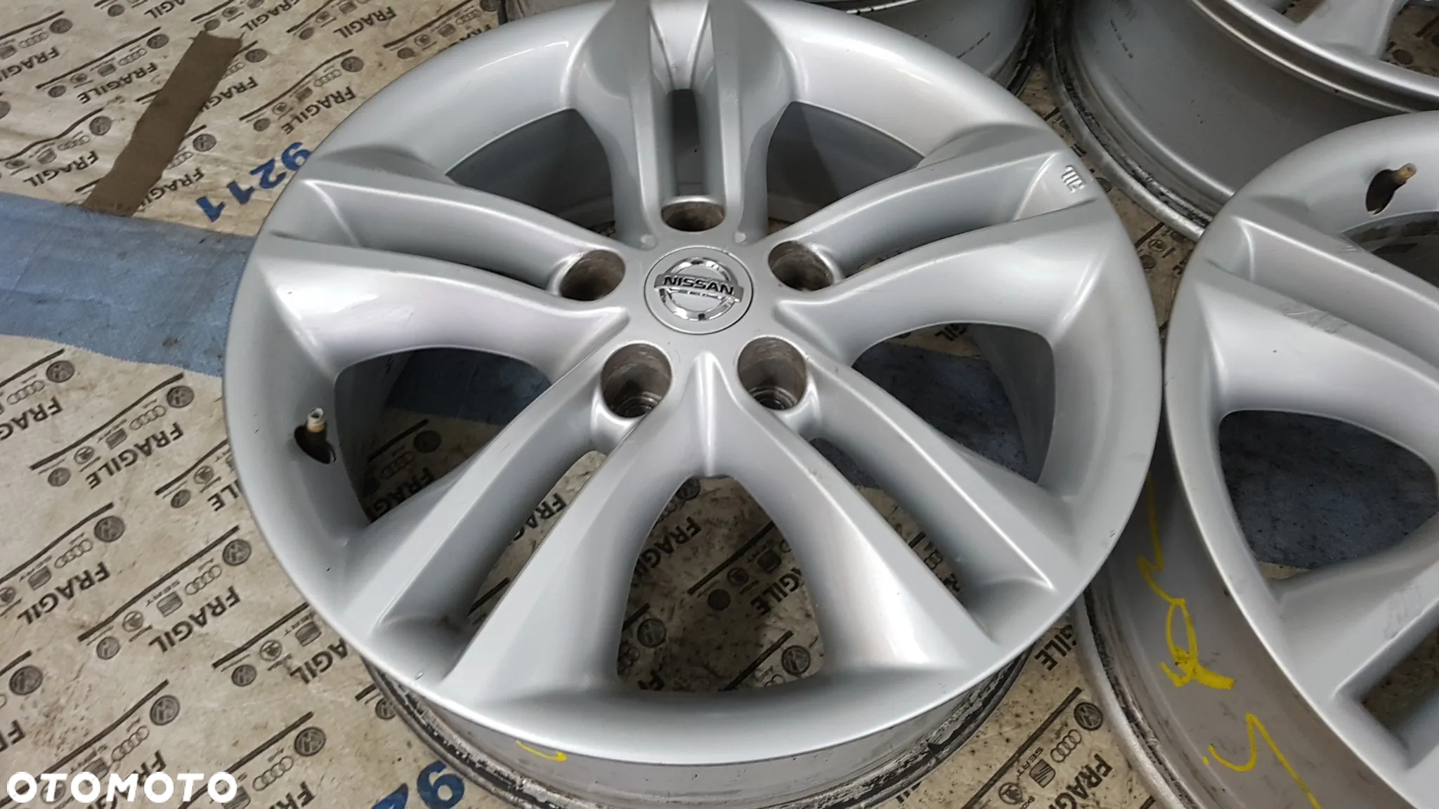FELGI ALU  ORYGINAŁ NISSAN JUK QASHQAI 5X114,3 6.5JX17 ET40 - 7