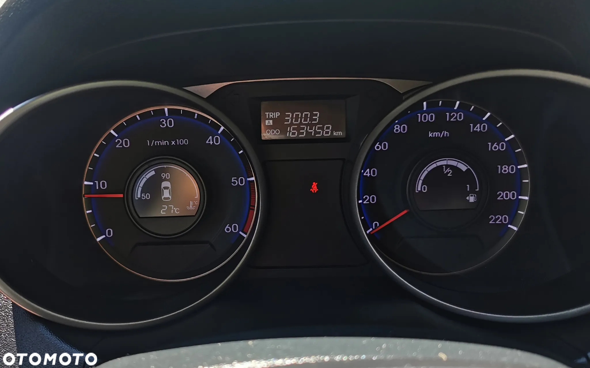 Hyundai ix35 1.7 CRDi Comfort 2WD - 23