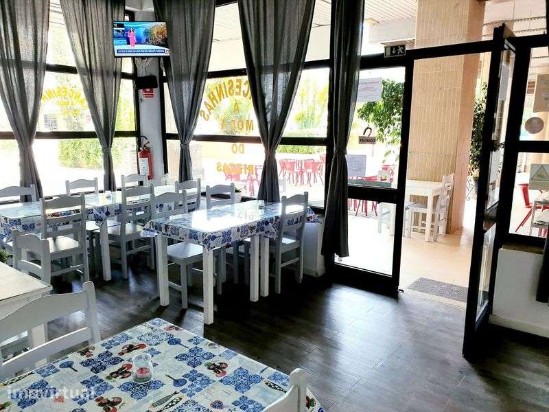 Vende-se restaurante em funcionamento - Grande imagem: 2/9