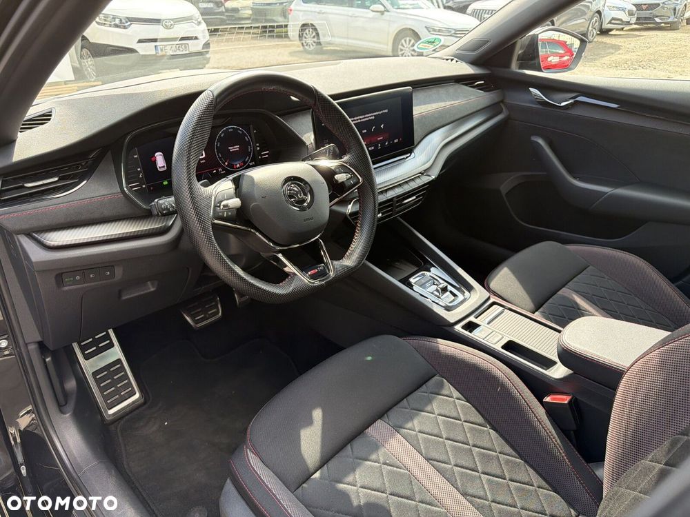 Skoda Octavia 2.0 TDI RS DSG - 11