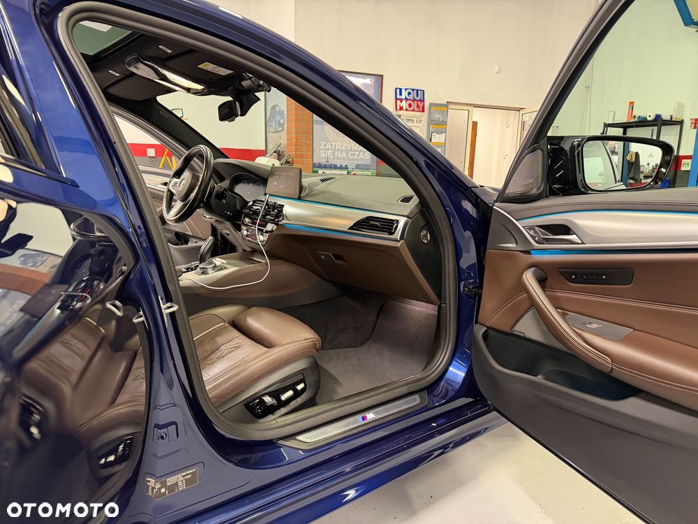 BMW Seria 5 530i GPF xDrive M Sport sport - 19