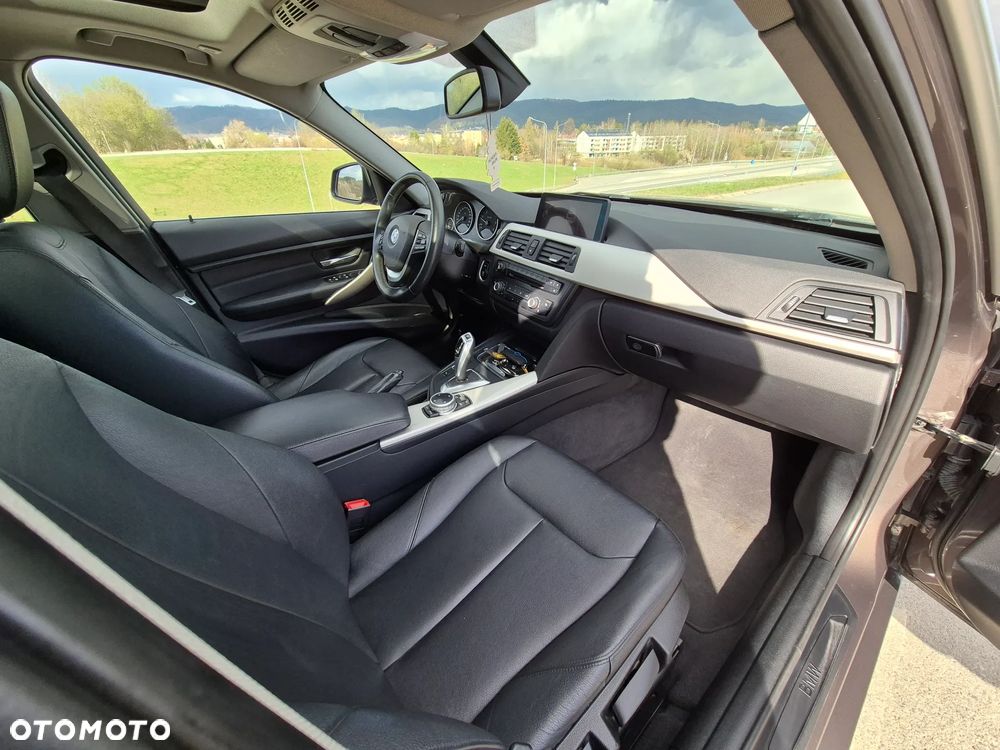 BMW Seria 3 320d Efficient Dynamic Edition - 15