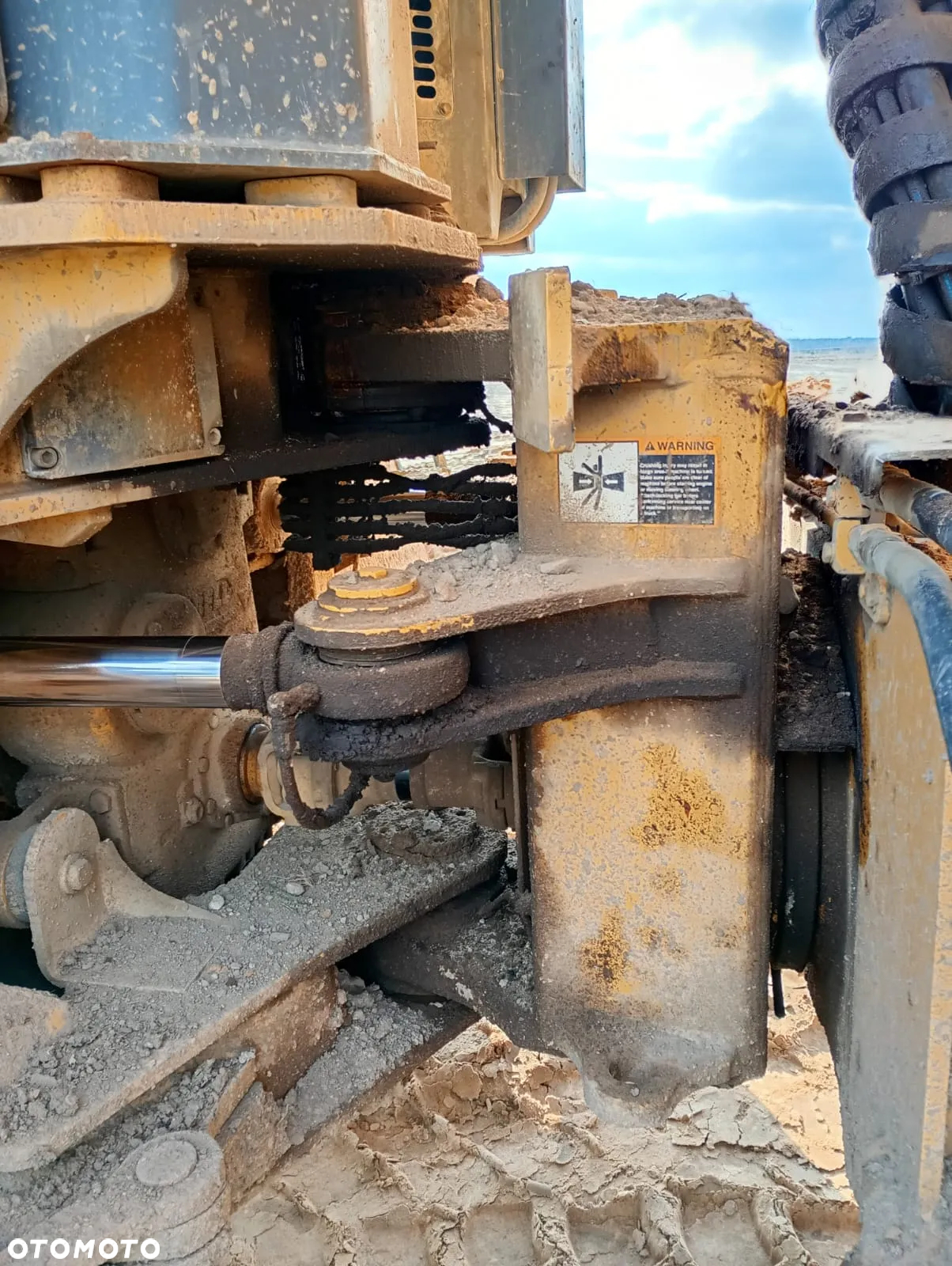 Bell B40D ADT 6X6 - 3