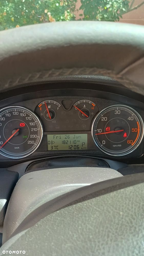 Fiat Croma 1.9 JTD Active - 7