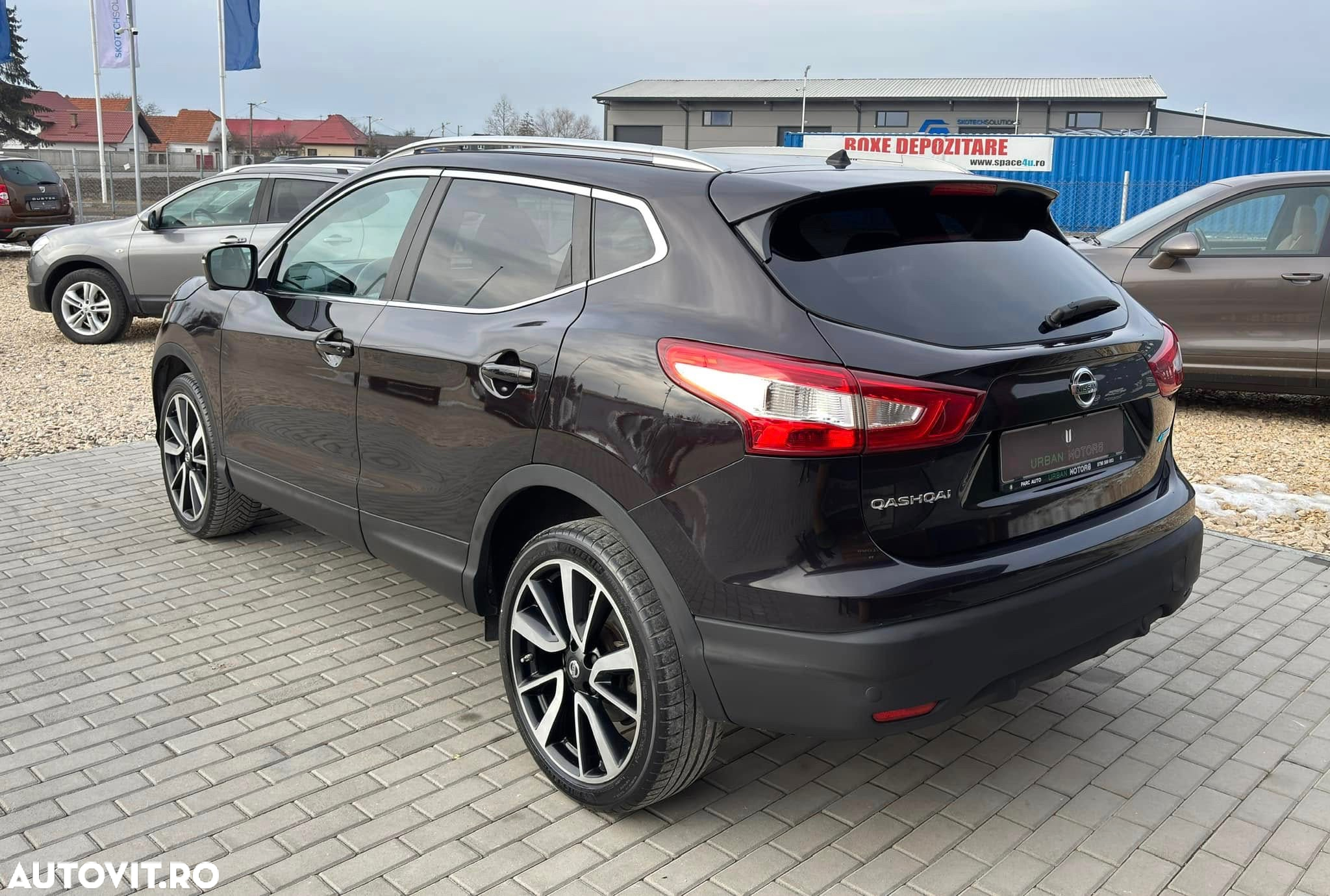 Nissan Qashqai 1.5 DCI Start/Stop Tekna - 11