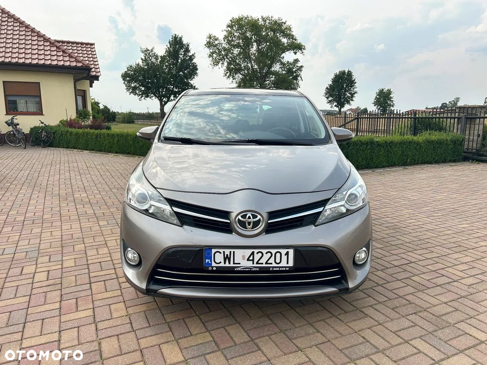 Toyota Verso 1.8 Multidrive Edition - 6