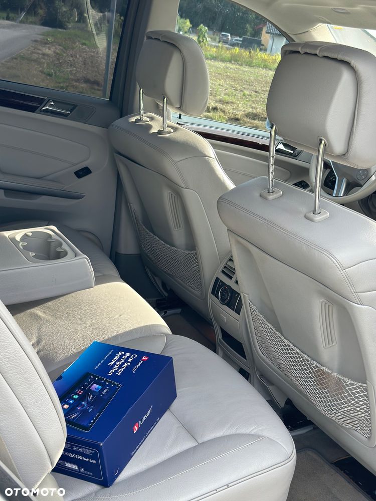 Mercedes-Benz GL 500 - 8