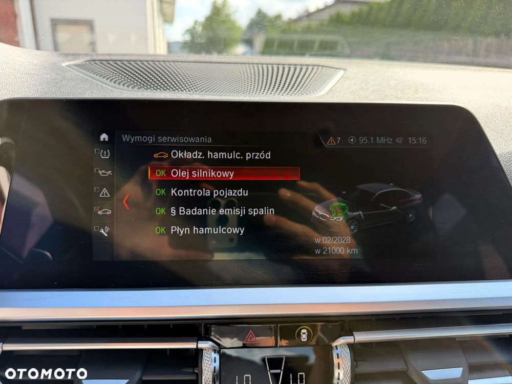 BMW Seria 3 330i xDrive M Sport sport - 18