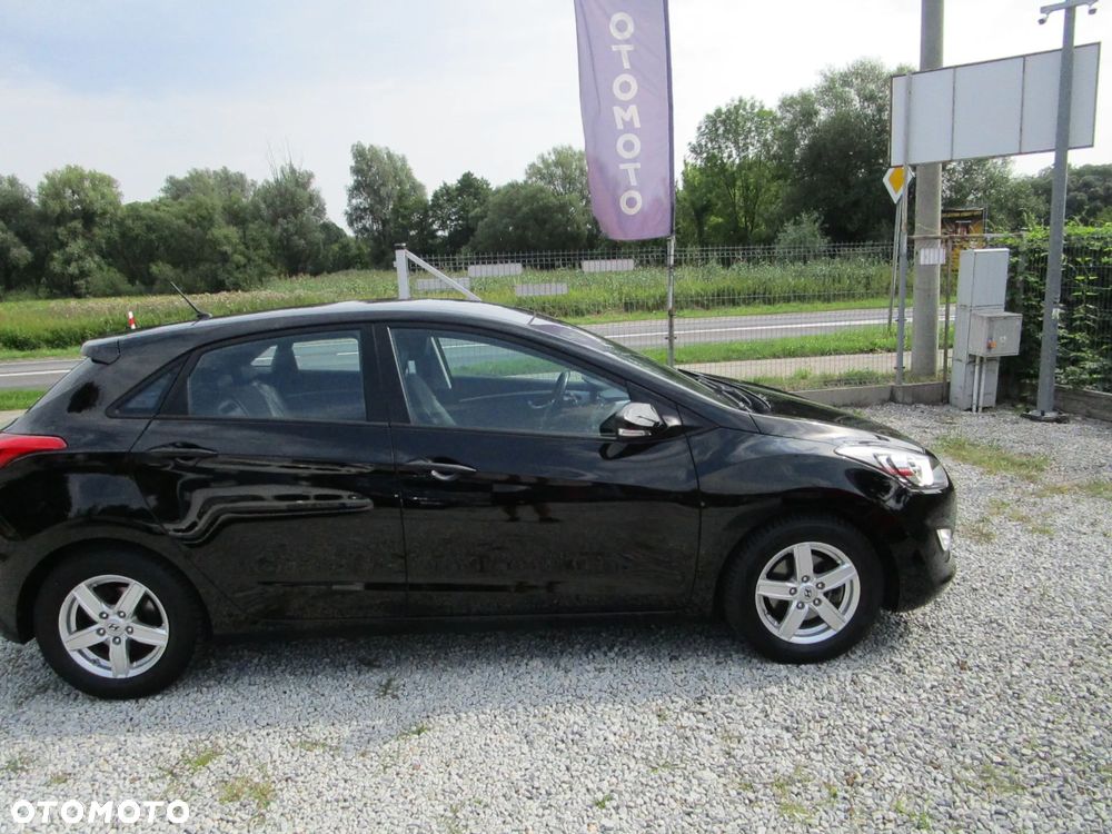 Hyundai i30 1.4 Classic - 12