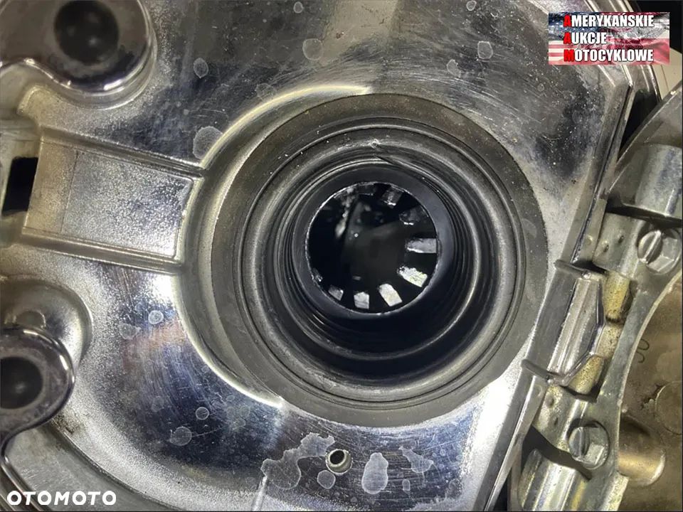 Harley-Davidson FLHTCU Ultra - 11