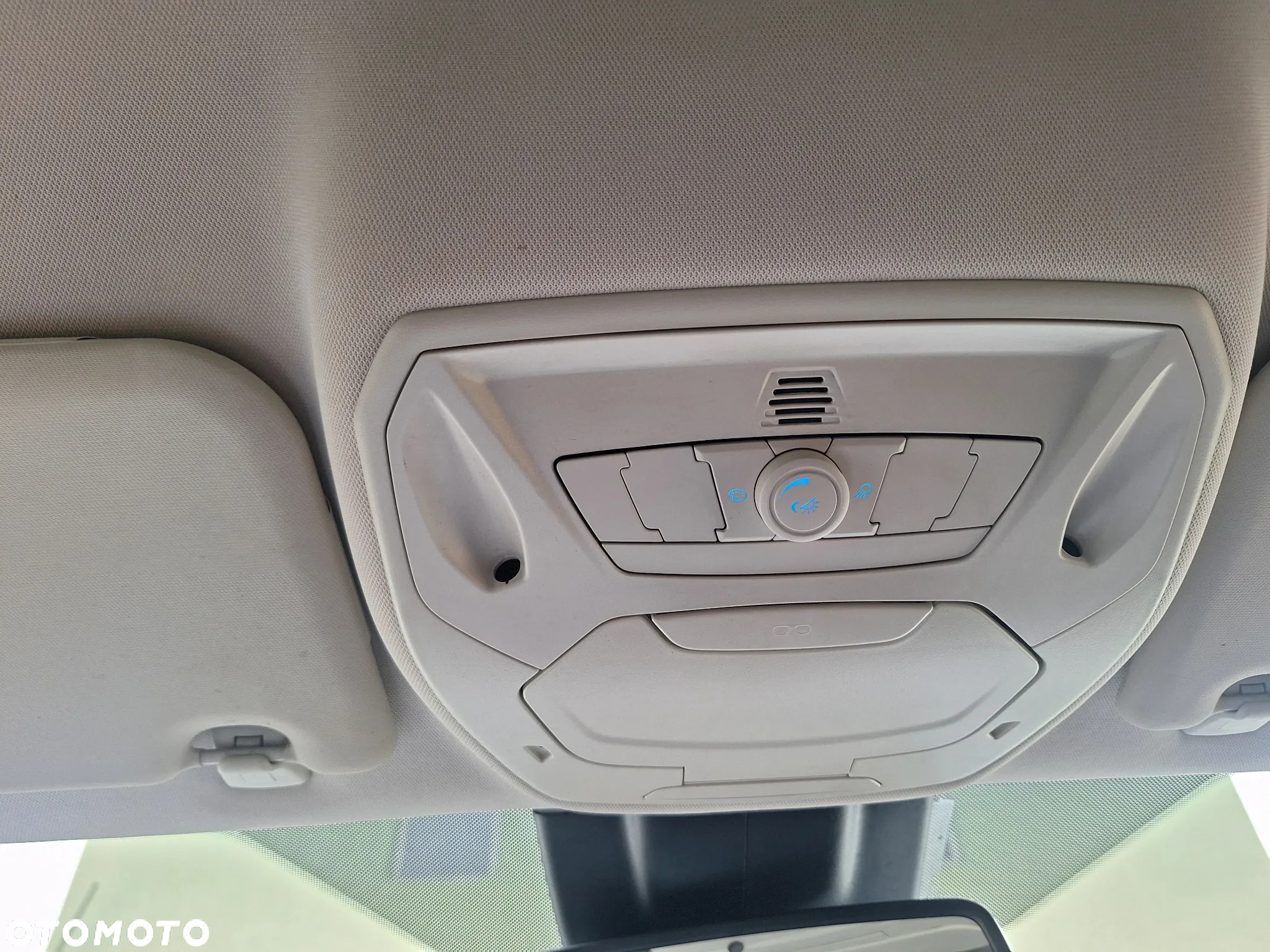 Ford Focus - 8