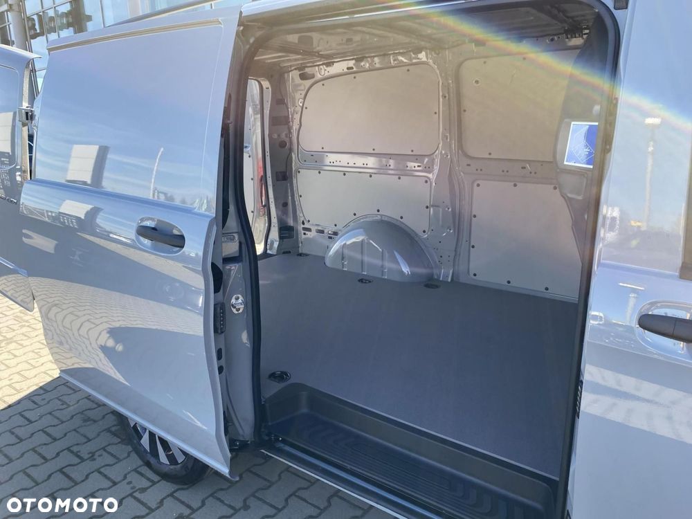 Mercedes-Benz Vito - 17