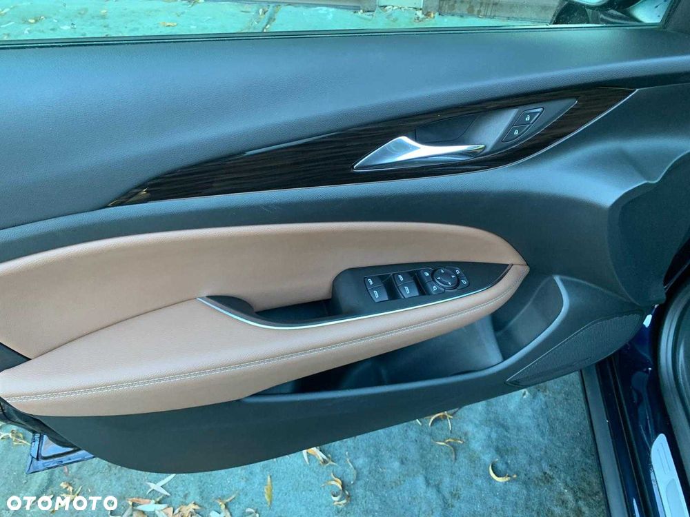 Opel Insignia - 7