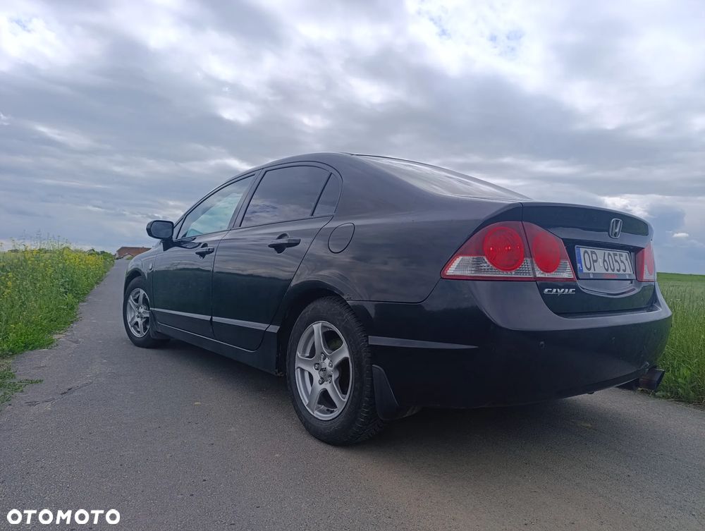 Honda Civic 1.8 Comfort - 2