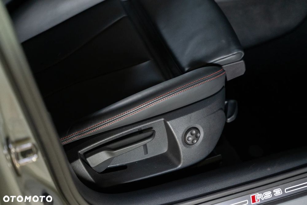 Audi RS3 Limousine 2.5 TFSI GPF Quattro S tronic - 28
