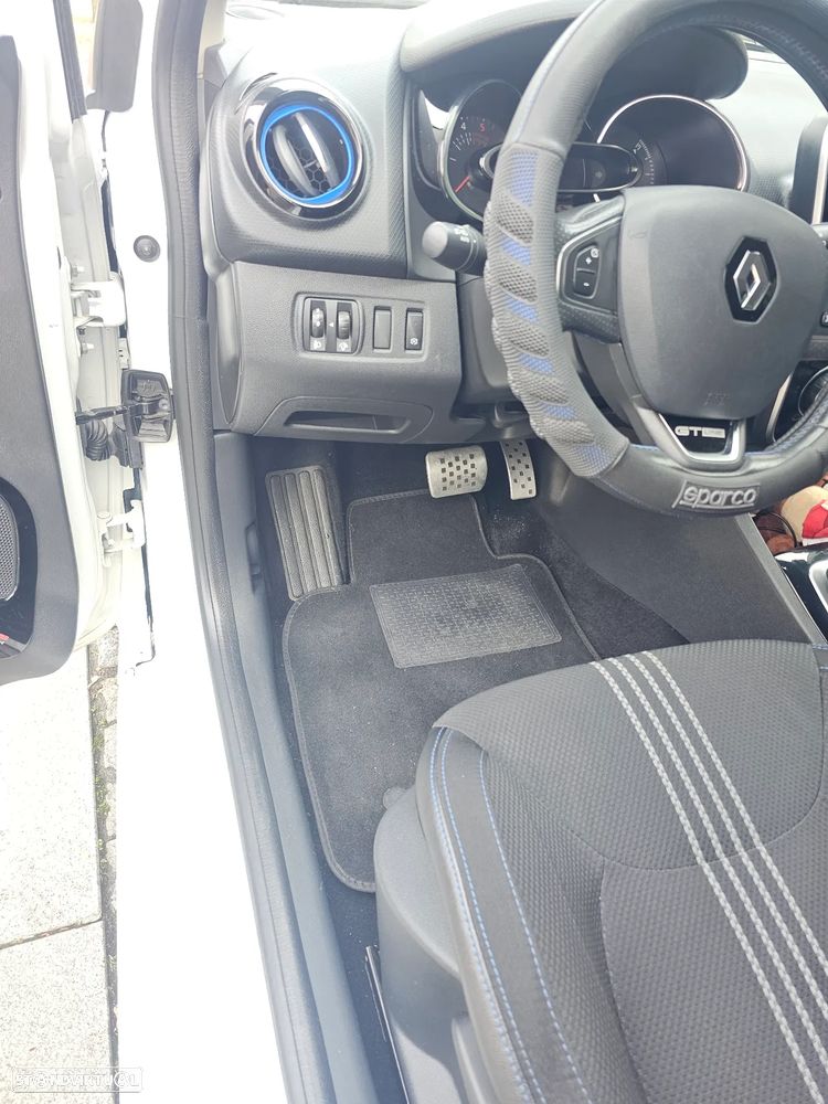 Renault Clio Sport Tourer 1.5 dCi GT Line EDC - 9