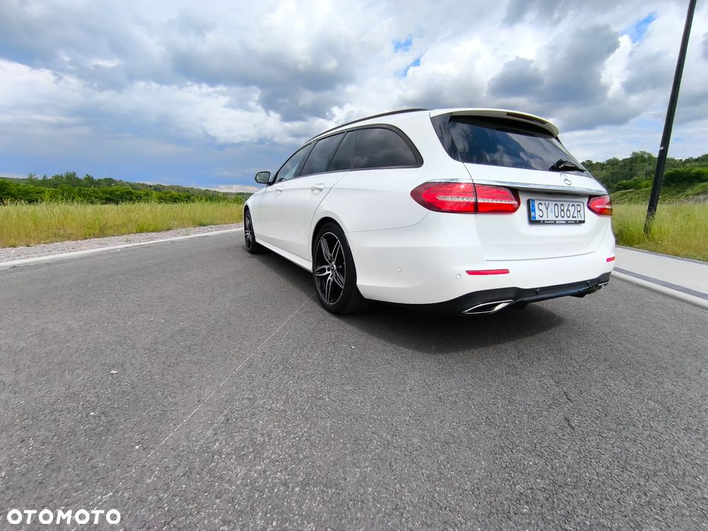 Mercedes-Benz Klasa E 400 d 4-Matic 9G-TRONIC - 13