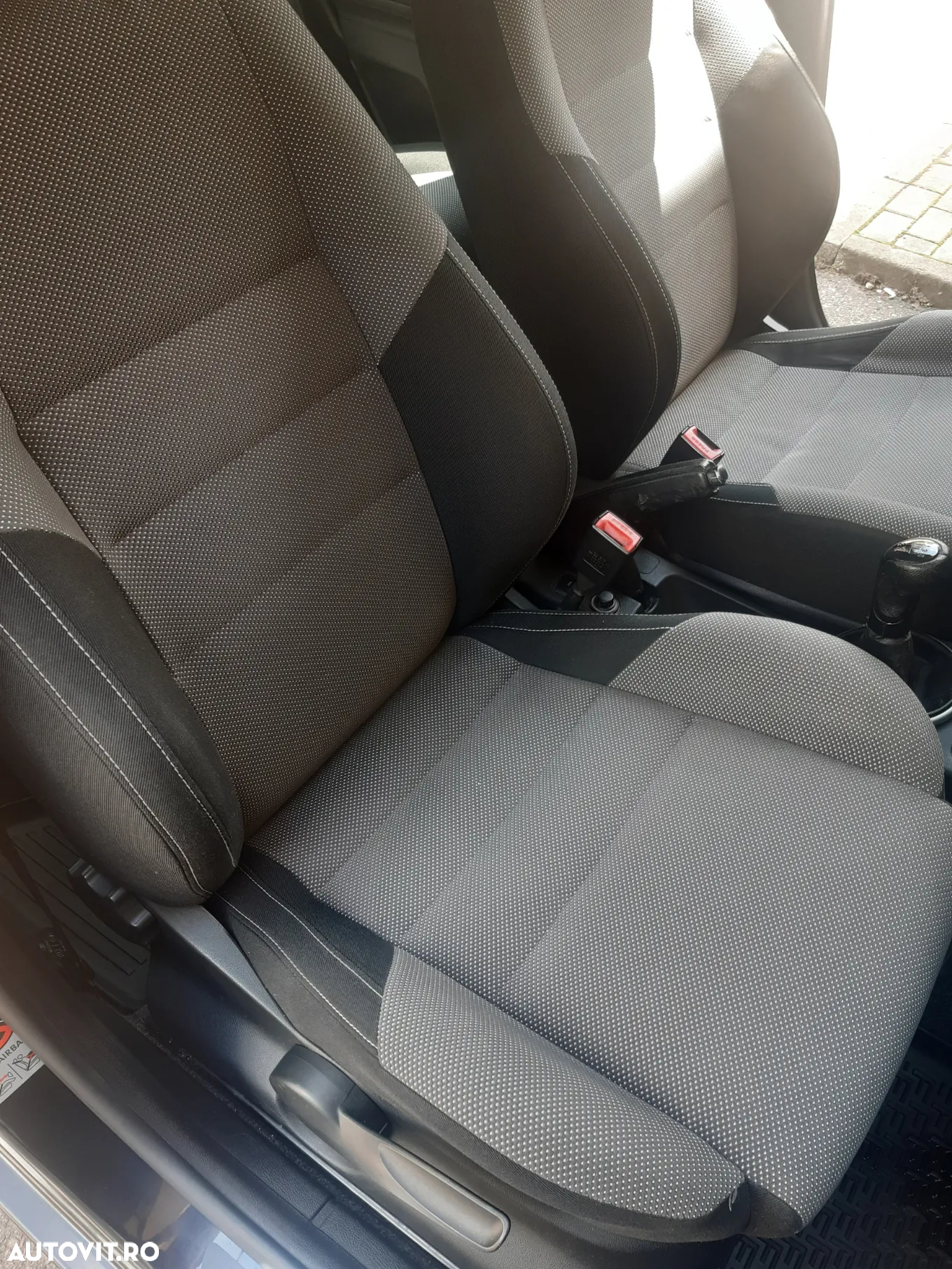 Skoda Fabia 1.6 16V Sportline - 8