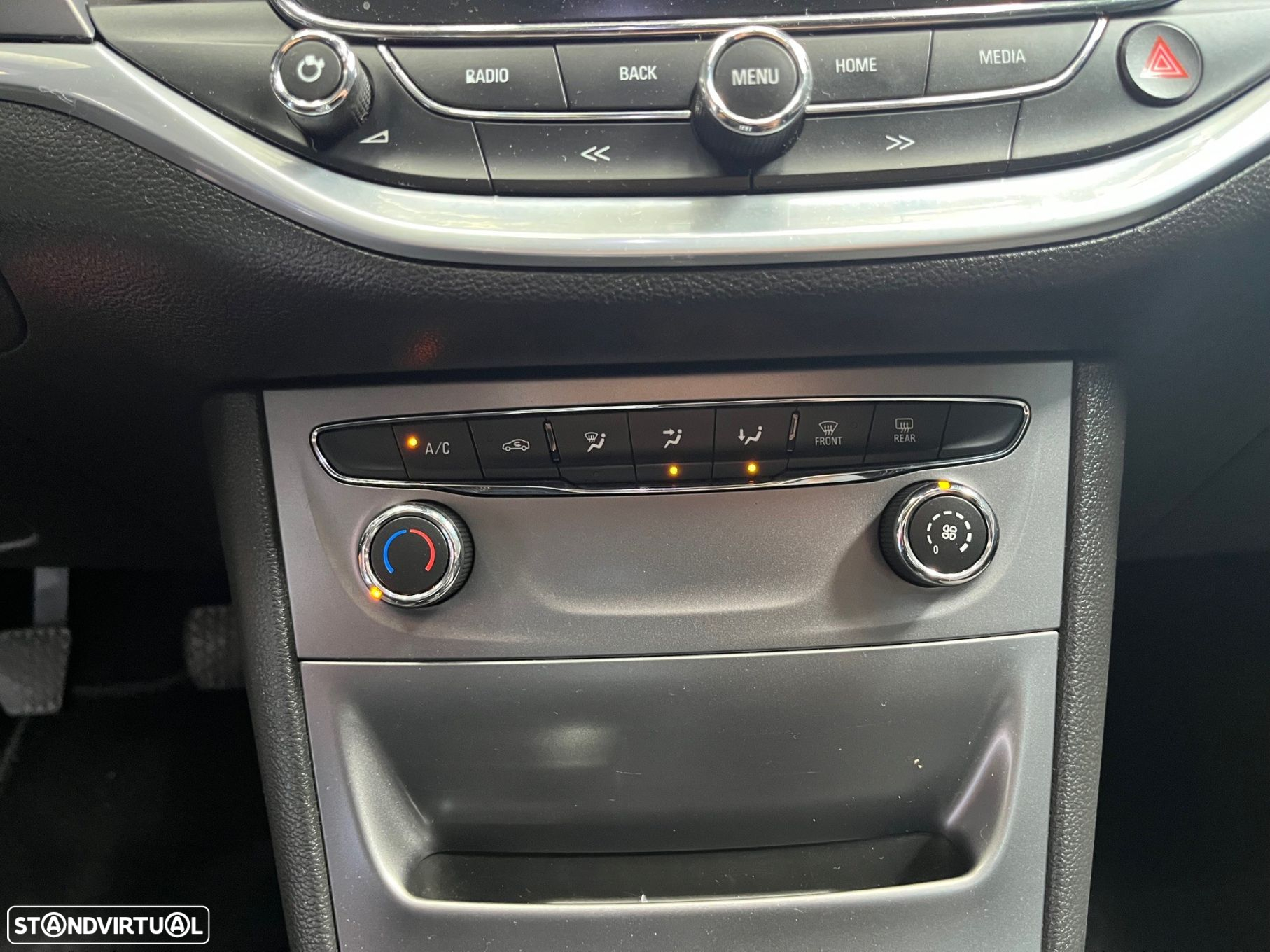 Opel Astra 1.6 CDTI Business Edition S/S - 17