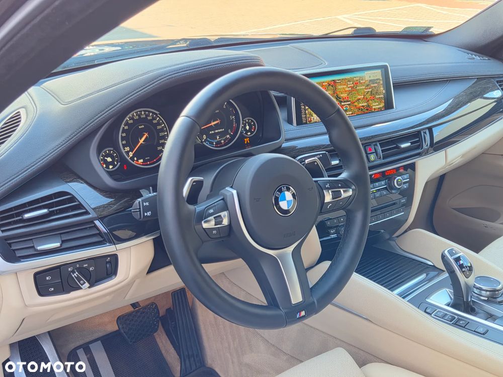 BMW X6M - 13