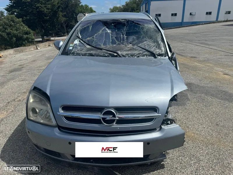 Opel Vectra C Caravan 1.9 CDTI de 2004 para peças - 1