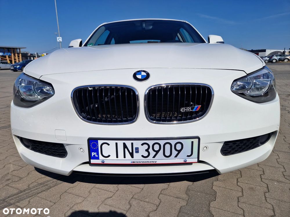 BMW Seria 1 116d - 9
