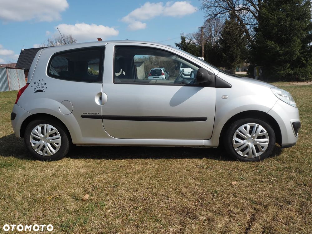 Renault Twingo 1.2 8V Authentique - 4