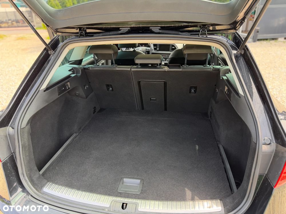 Seat Leon 1.8 TSI Xcellence S&S DSG - 11
