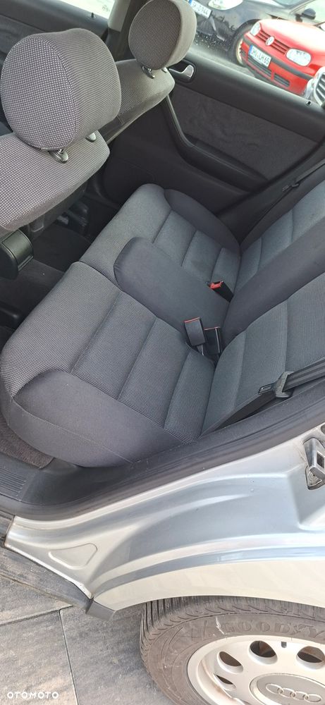 Audi A3 Sportback 1.6 Ambition - 32